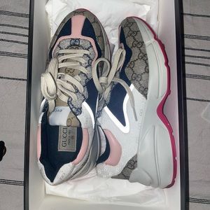 WOMEN GG RHYTHON SNEAKERS